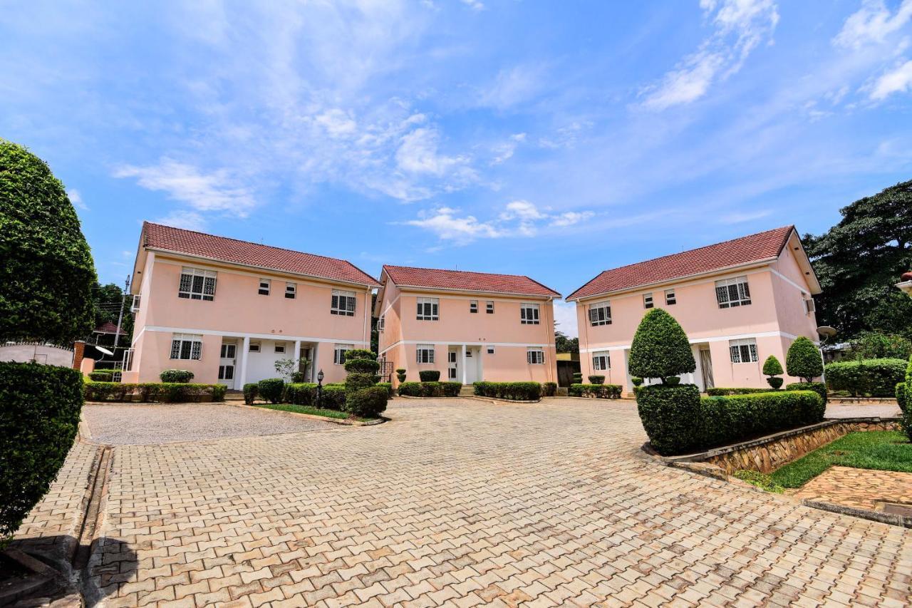 Corinya Serviced Apartments Entebbe Exterior photo