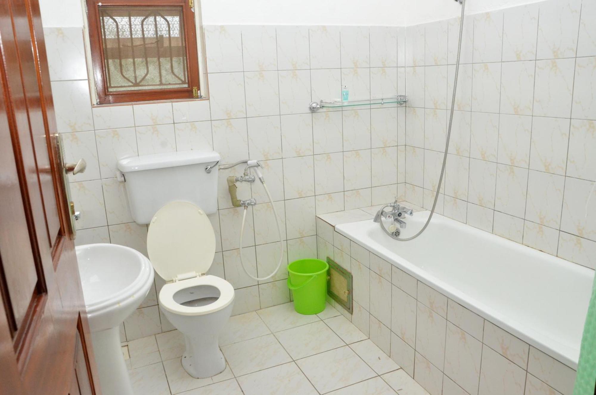 Corinya Serviced Apartments Entebbe Room photo