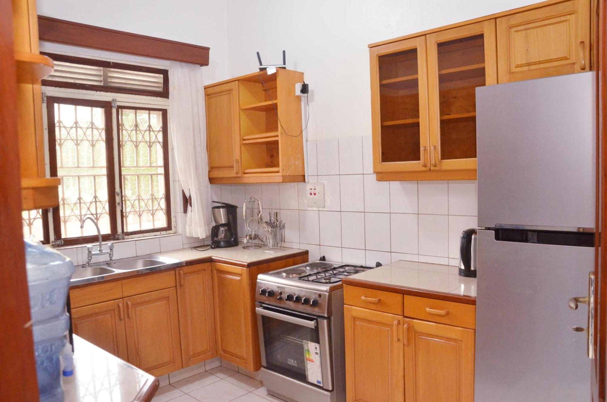 Corinya Serviced Apartments Entebbe Room photo